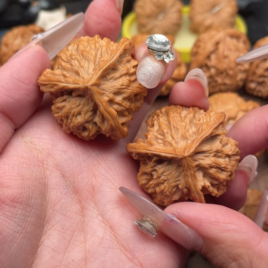 文玩核桃吊坠梦*全品，盘山奔39