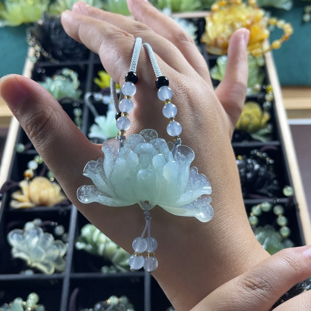 合金蛇纹石玉颈饰