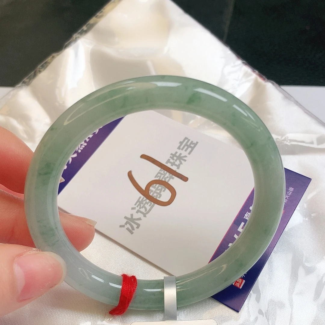 翡翠手镯未镶嵌缅甸天然a货翡翠