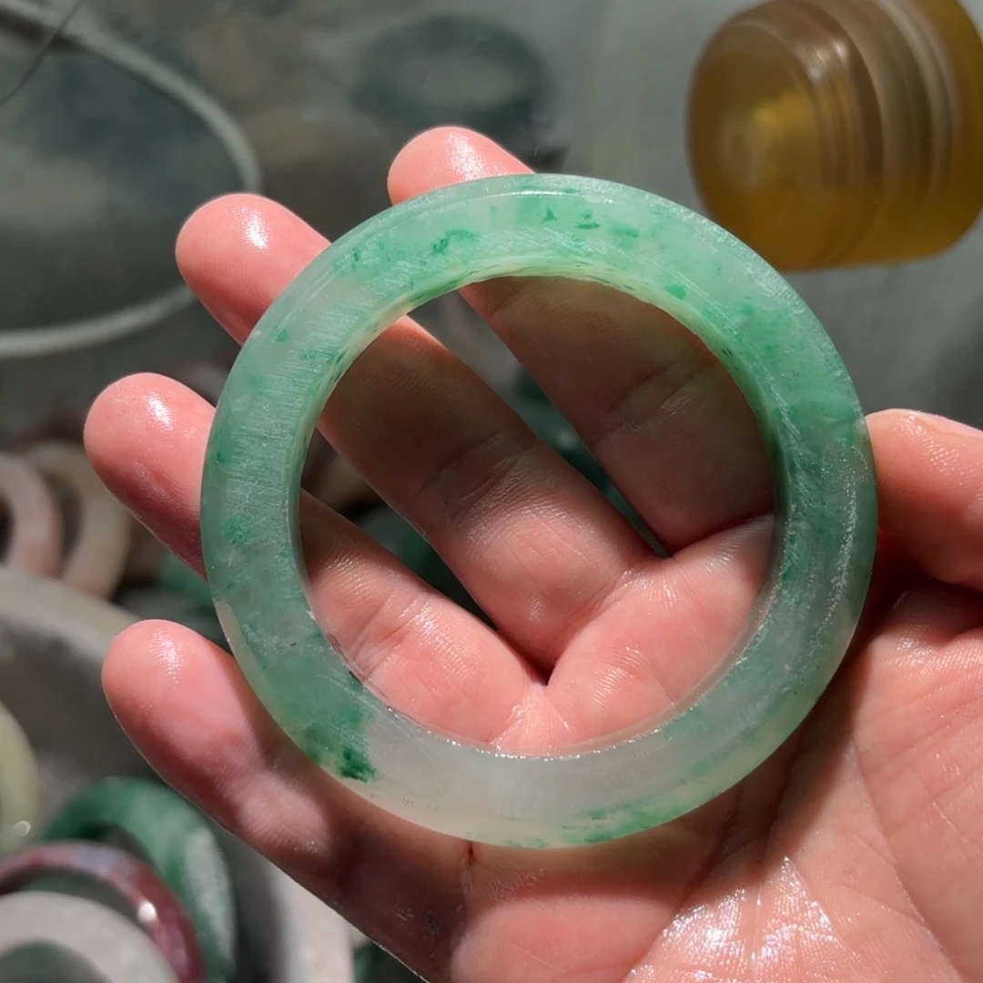 清***音玛瑙/玉髓未镶嵌手镯