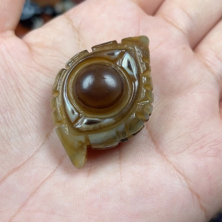 未镶嵌颈饰玛瑙/玉髓