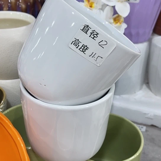 多肉绿植陶瓷花盆9.9包邮，有孔