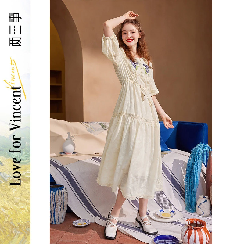 两三事梵高艺术嗜好冷鸢鸢尾花刺绣连衣裙S23XLY077