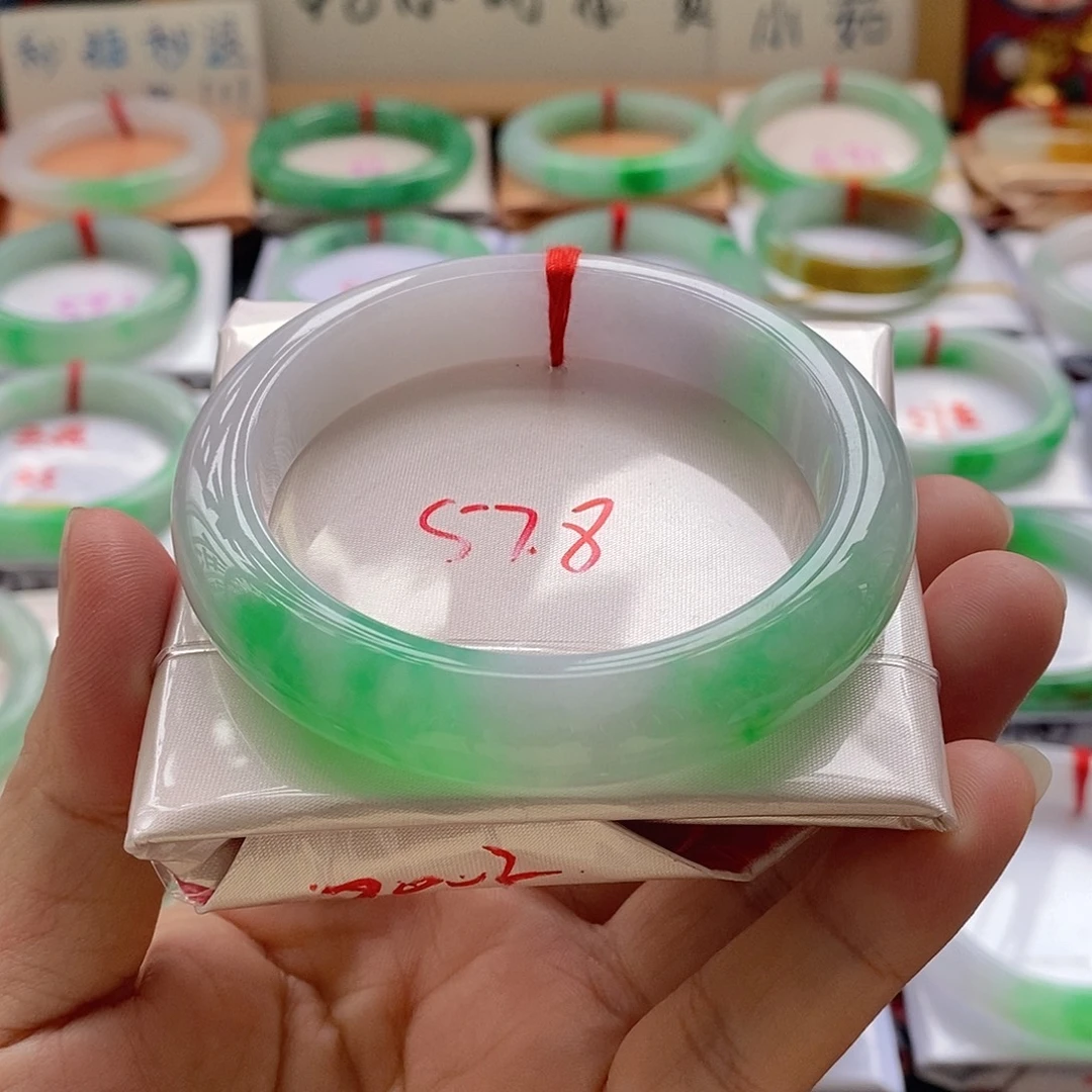 翡翠未镶嵌手镯7号