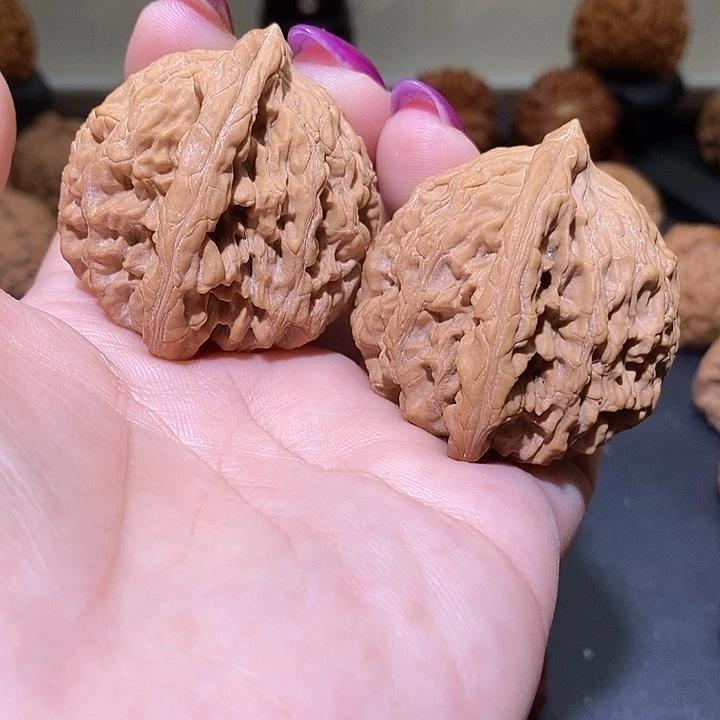 把件文玩核桃44粗筋虎头