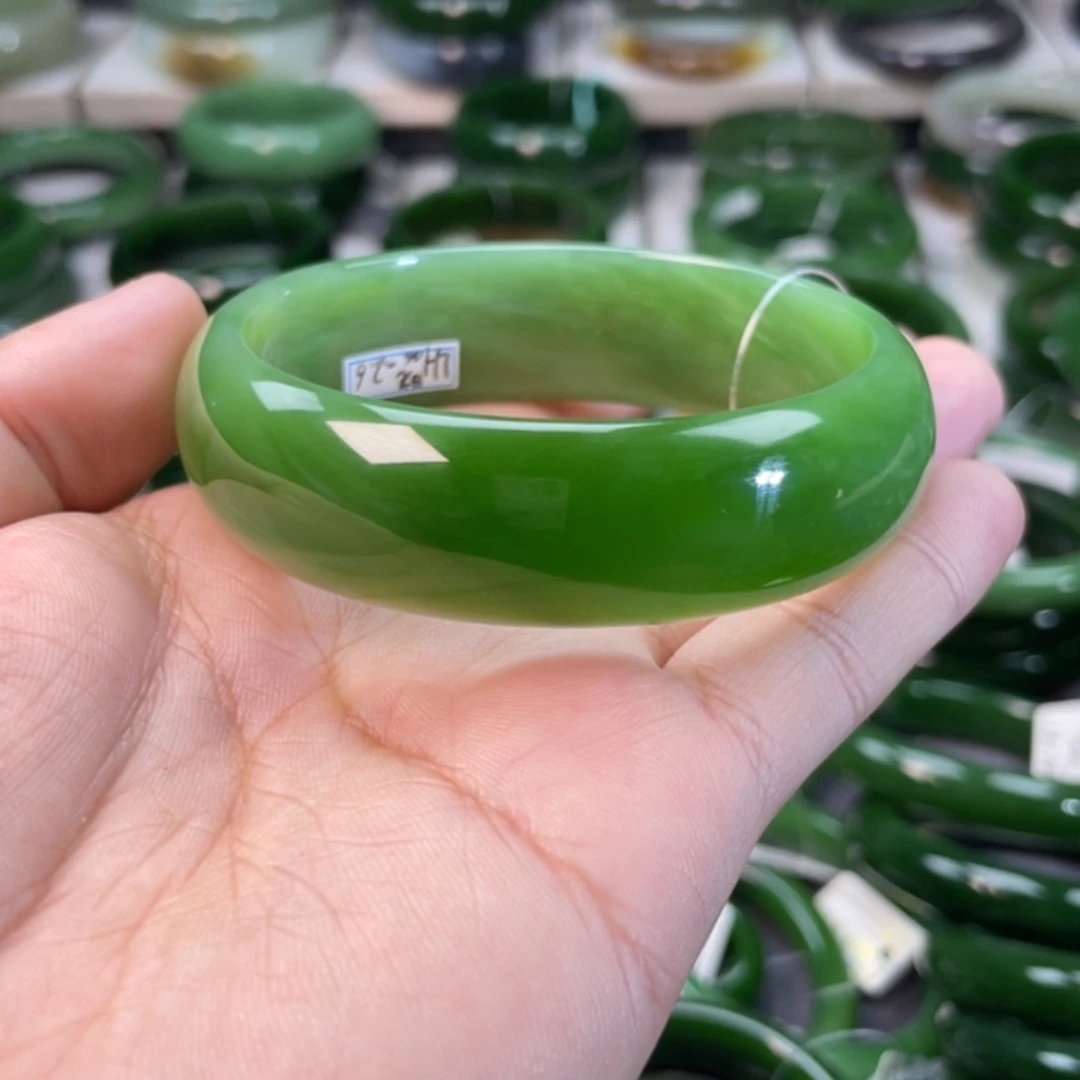 和田玉（碧玉）手镯未镶嵌