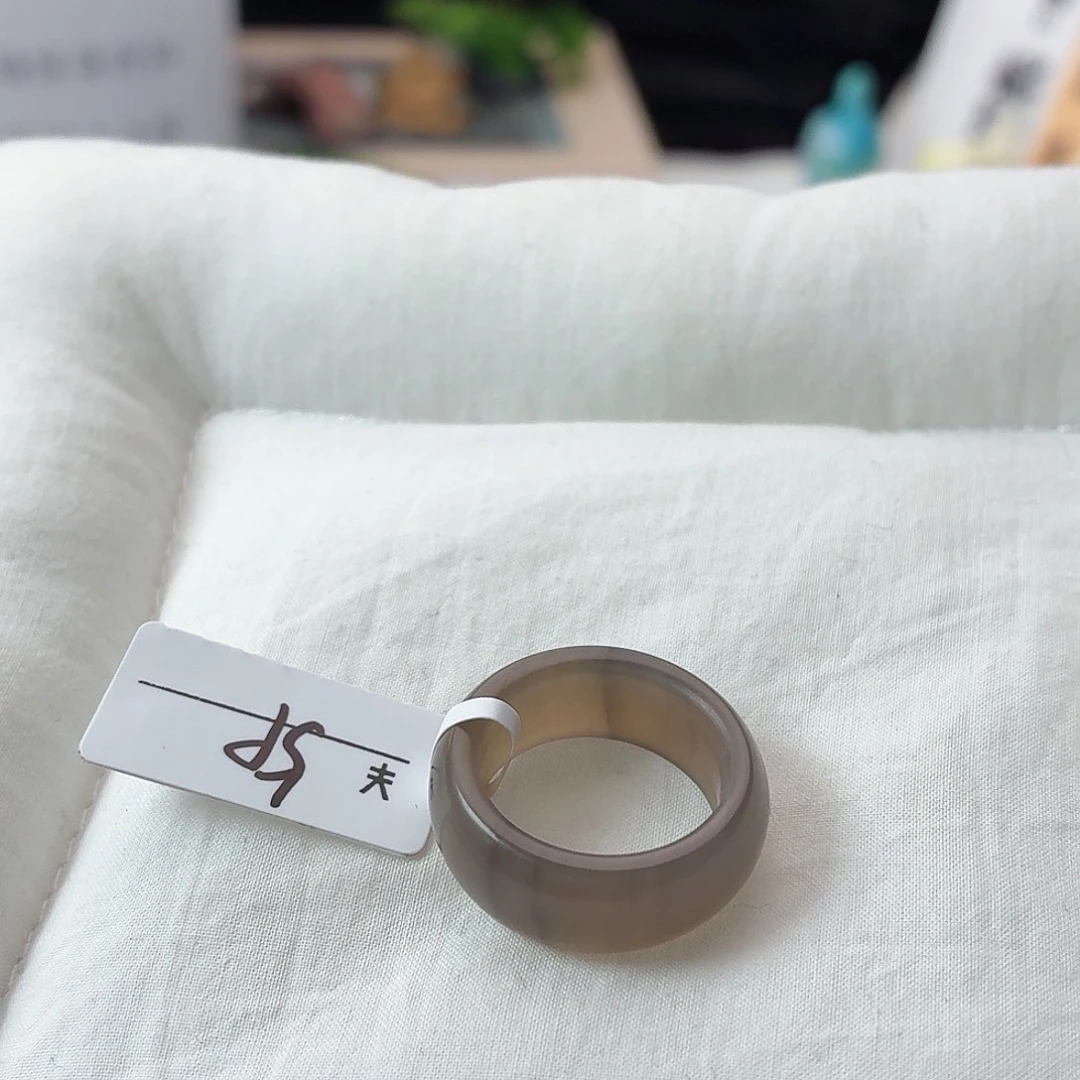 和田玉未镶嵌戒指L8烟灰墩墩直径16.6不退换