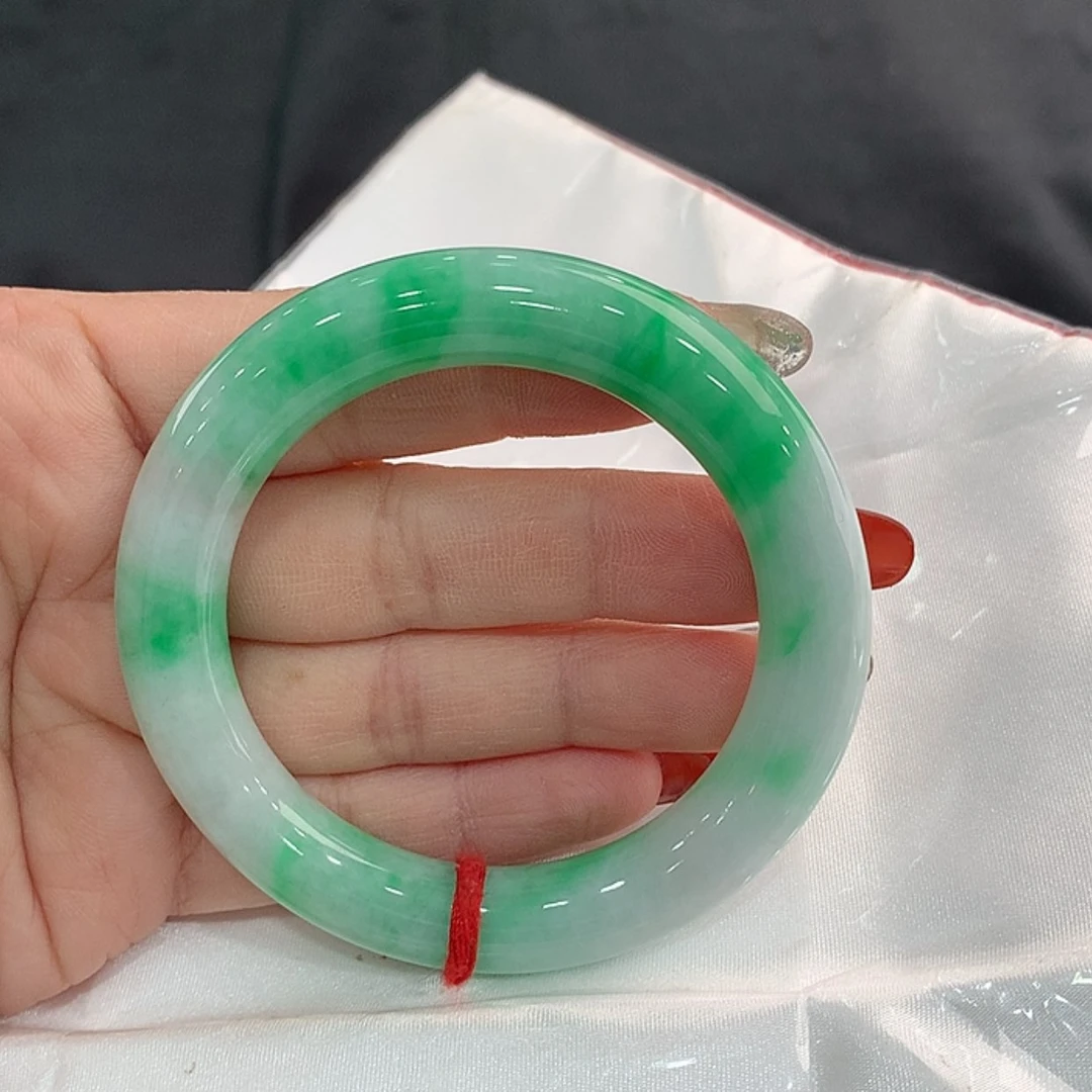 【闪购商品】翡翠手镯未镶嵌圆54