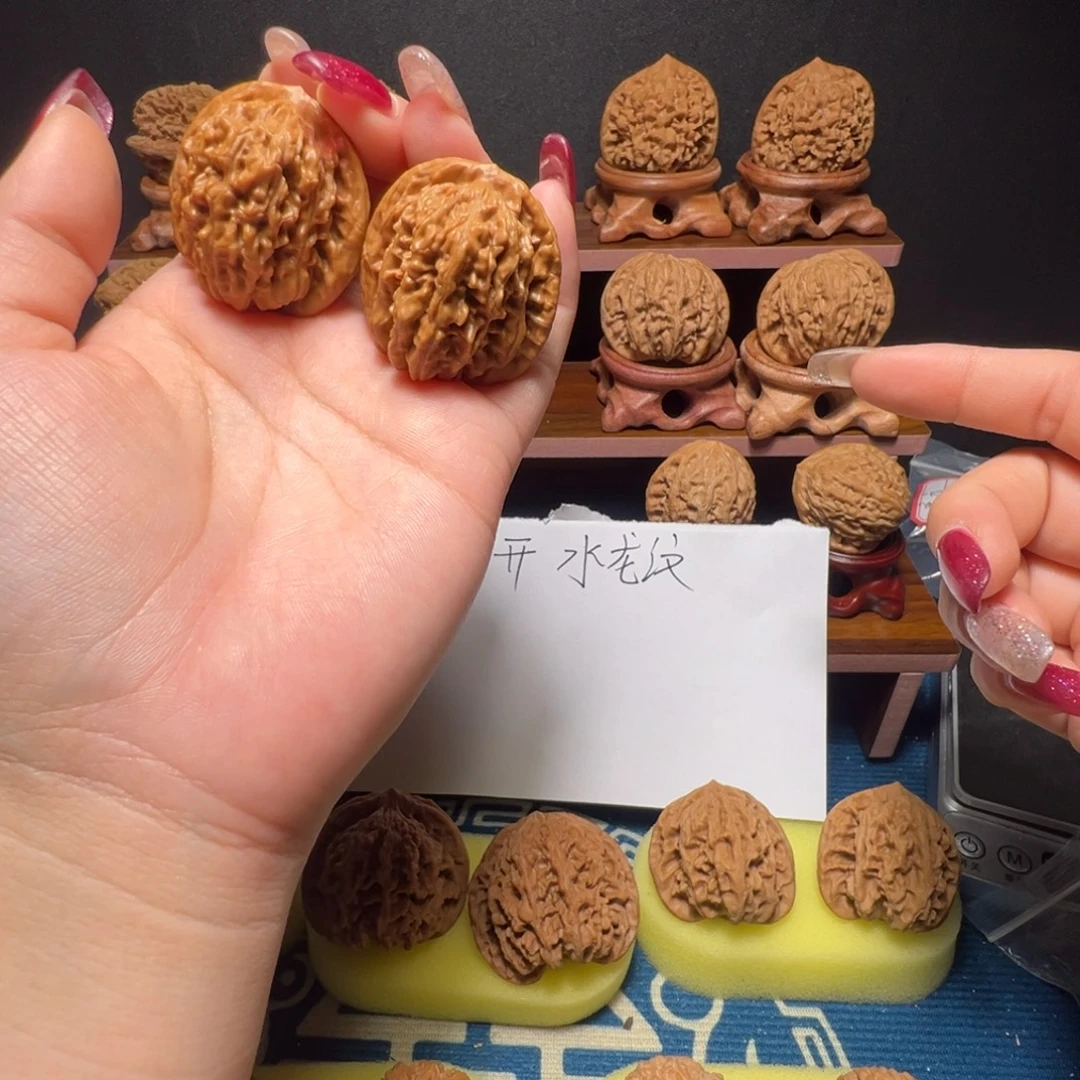 木质打底四座楼四座楼