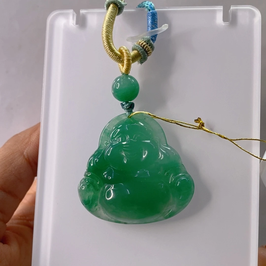 石英质玉未镶嵌颈饰