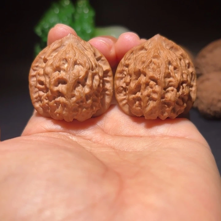 吊坠文玩核桃文玩核桃吊坠瓷娃娃36