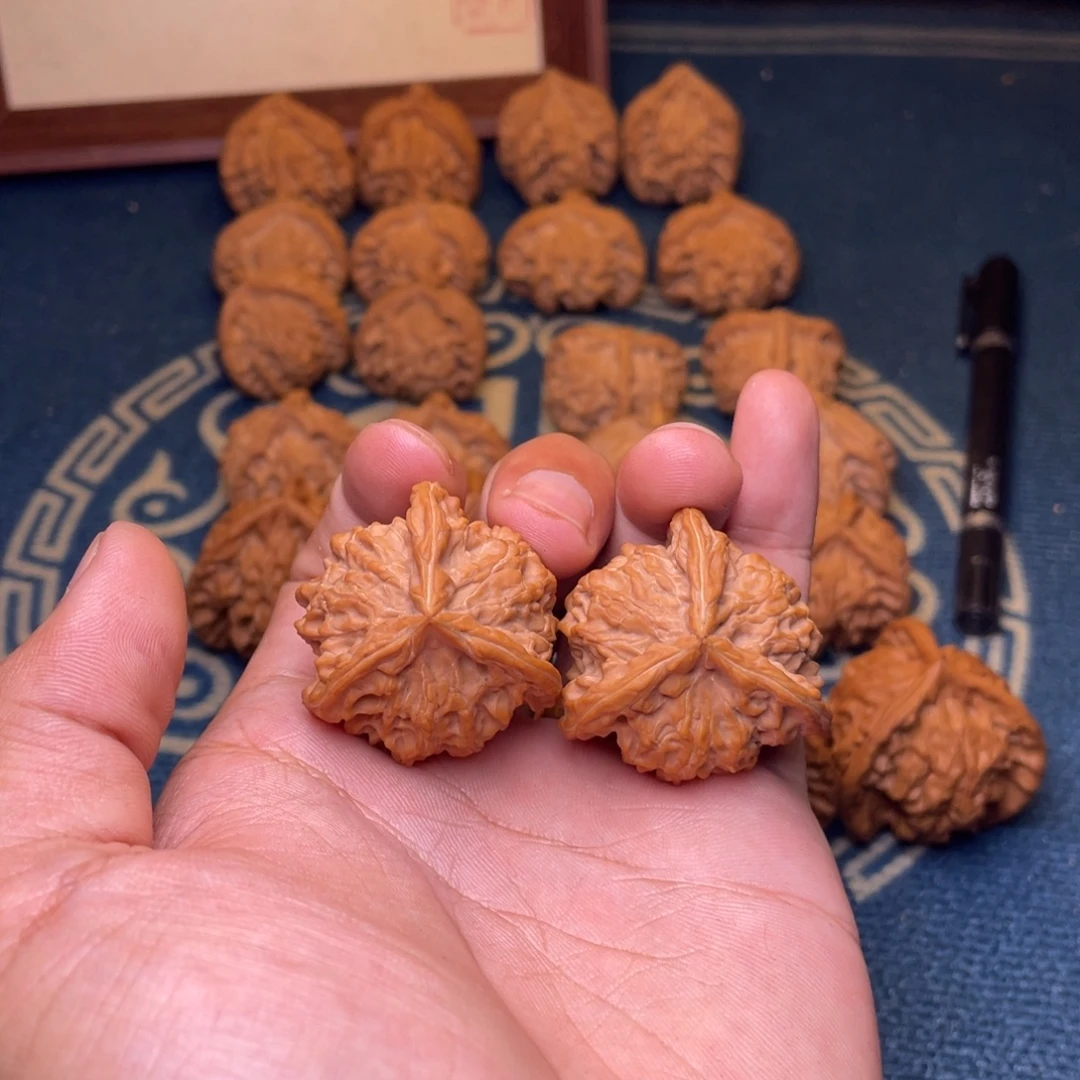 晨***海把件文玩核桃盘山37