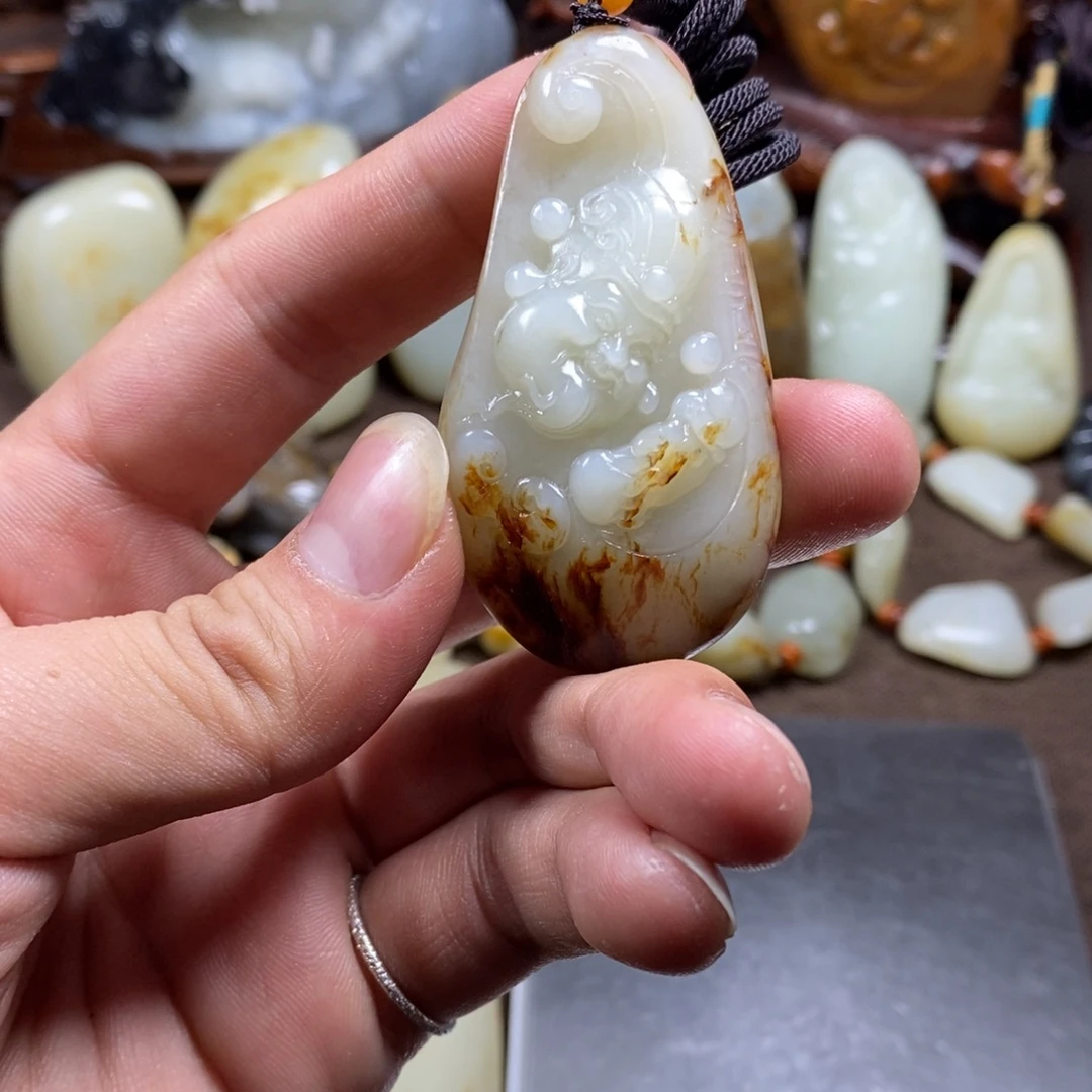 和田玉未镶嵌挂件