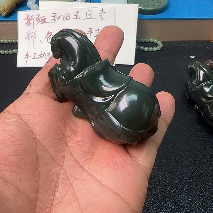 未镶嵌和田玉把件