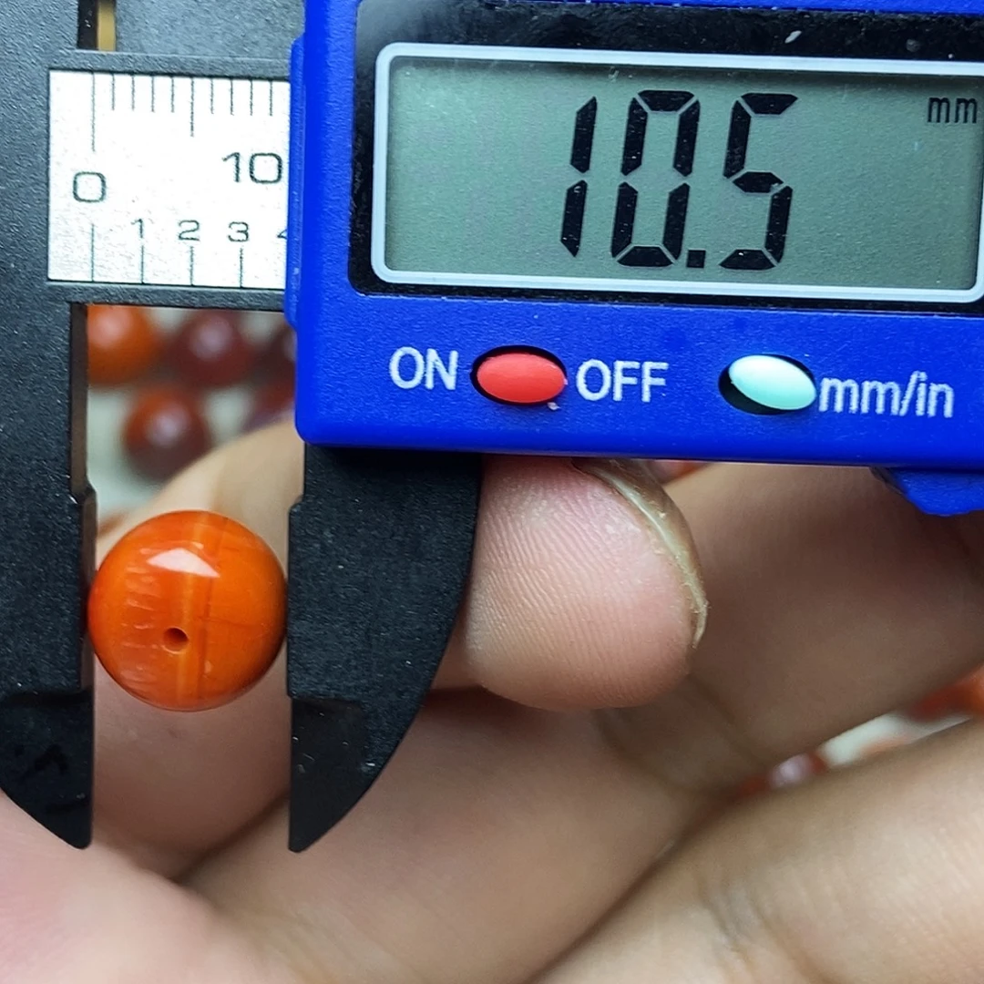 南红玛瑙未镶嵌南红玛瑙有瑕疵