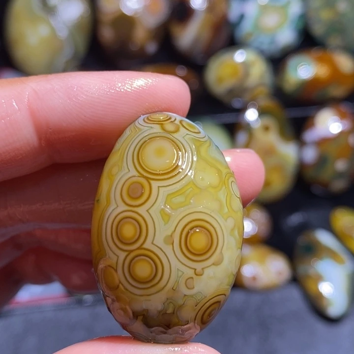 玛瑙/玉髓珠宝奇石未镶嵌