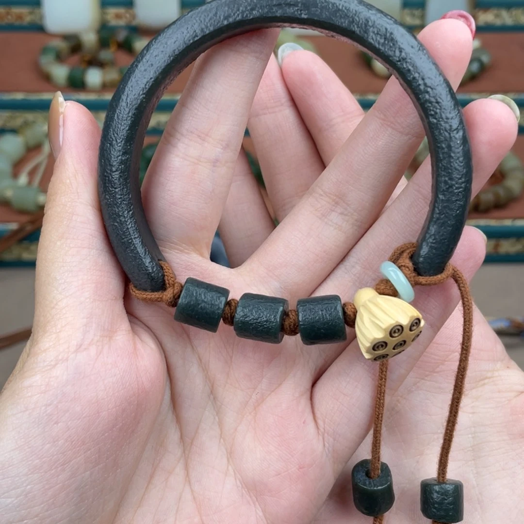 手链未镶嵌和田玉