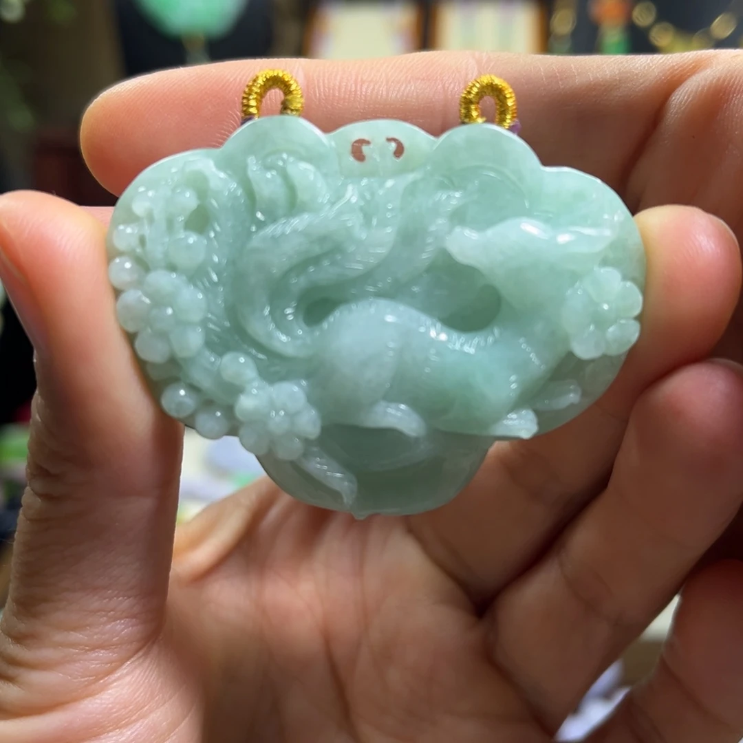 翡翠未镶嵌颈饰天然翡翠