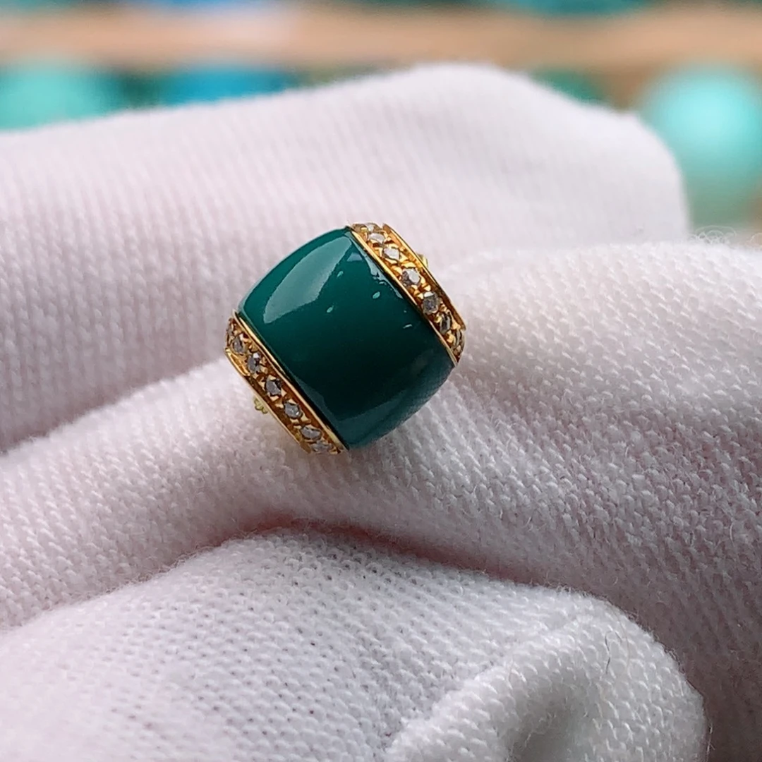 18K金镶嵌绿松石珠宝奇石