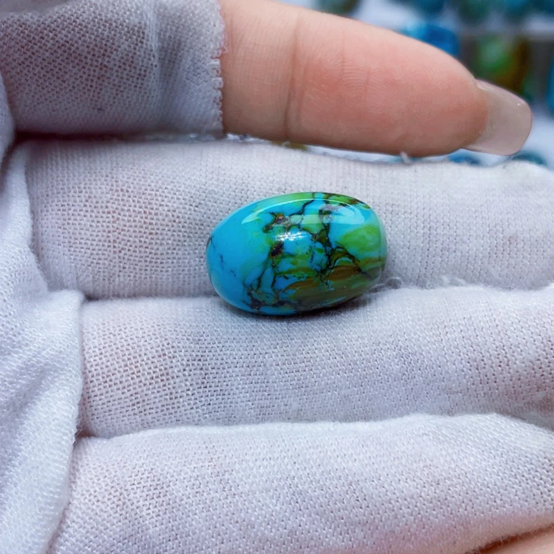 绿松石未镶嵌饰品