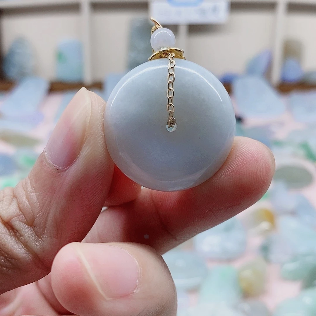 吊坠(不含链)未镶嵌翡翠天然