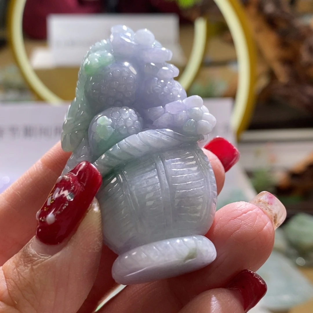 【闪购商品】翡翠颈饰未镶嵌瓶