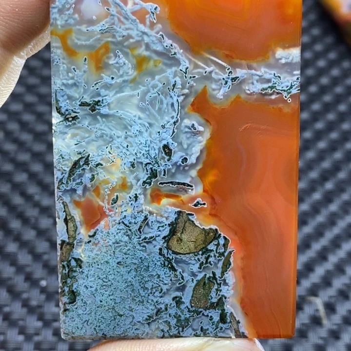 玛瑙/玉髓颈饰未镶嵌绿***湾