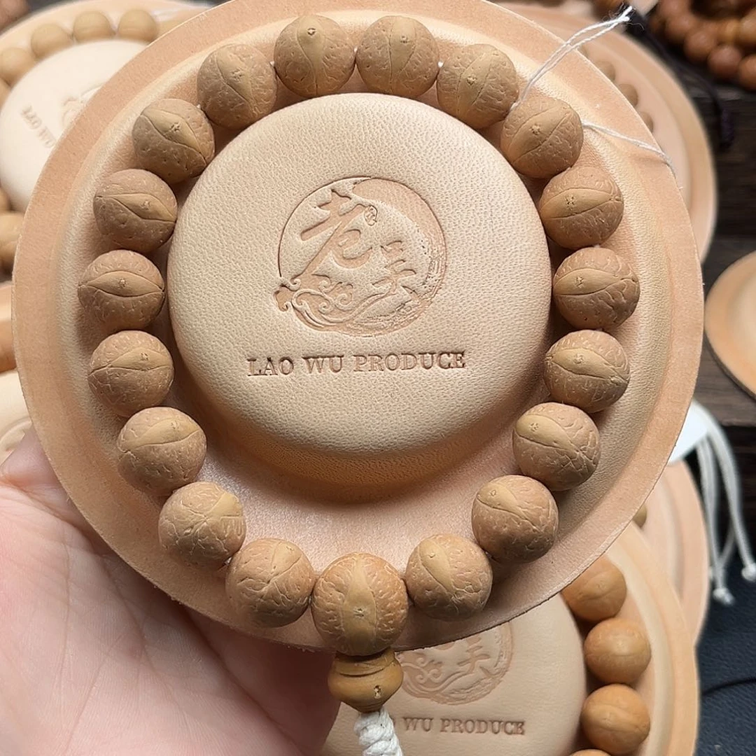 凤眼菩提手串在***0精品14mm厚皮壳高密度