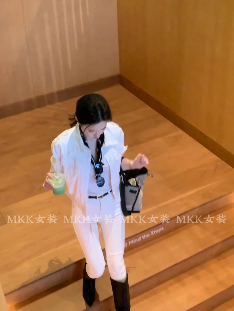 高级感白色牛仔裤女2025夏季新款修身显瘦紧身小脚铅笔裤长子