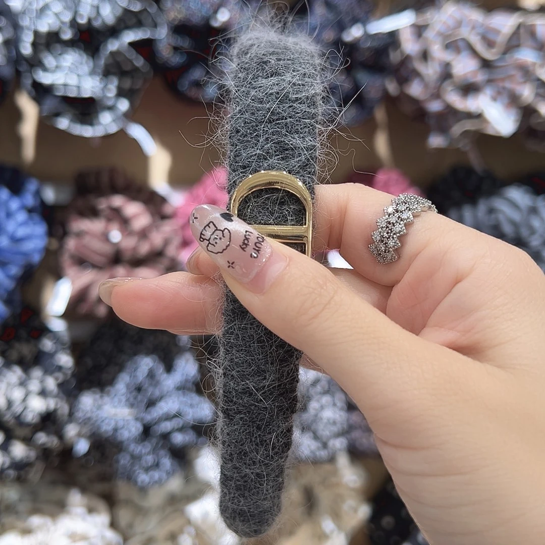 皮质铁合金猪鼻灰色发箍