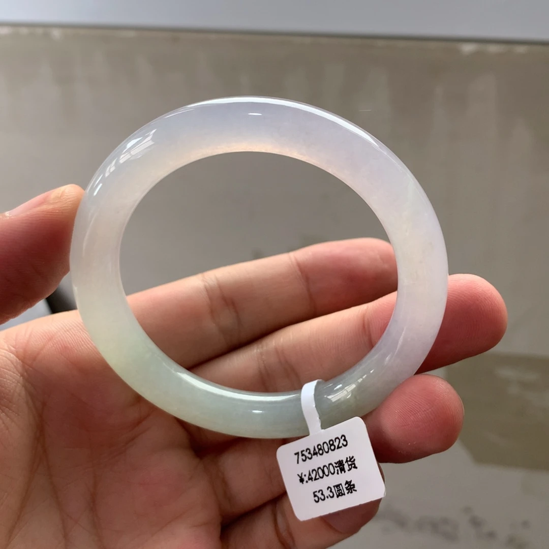 翡翠未镶嵌手镯冰胶粉紫原图