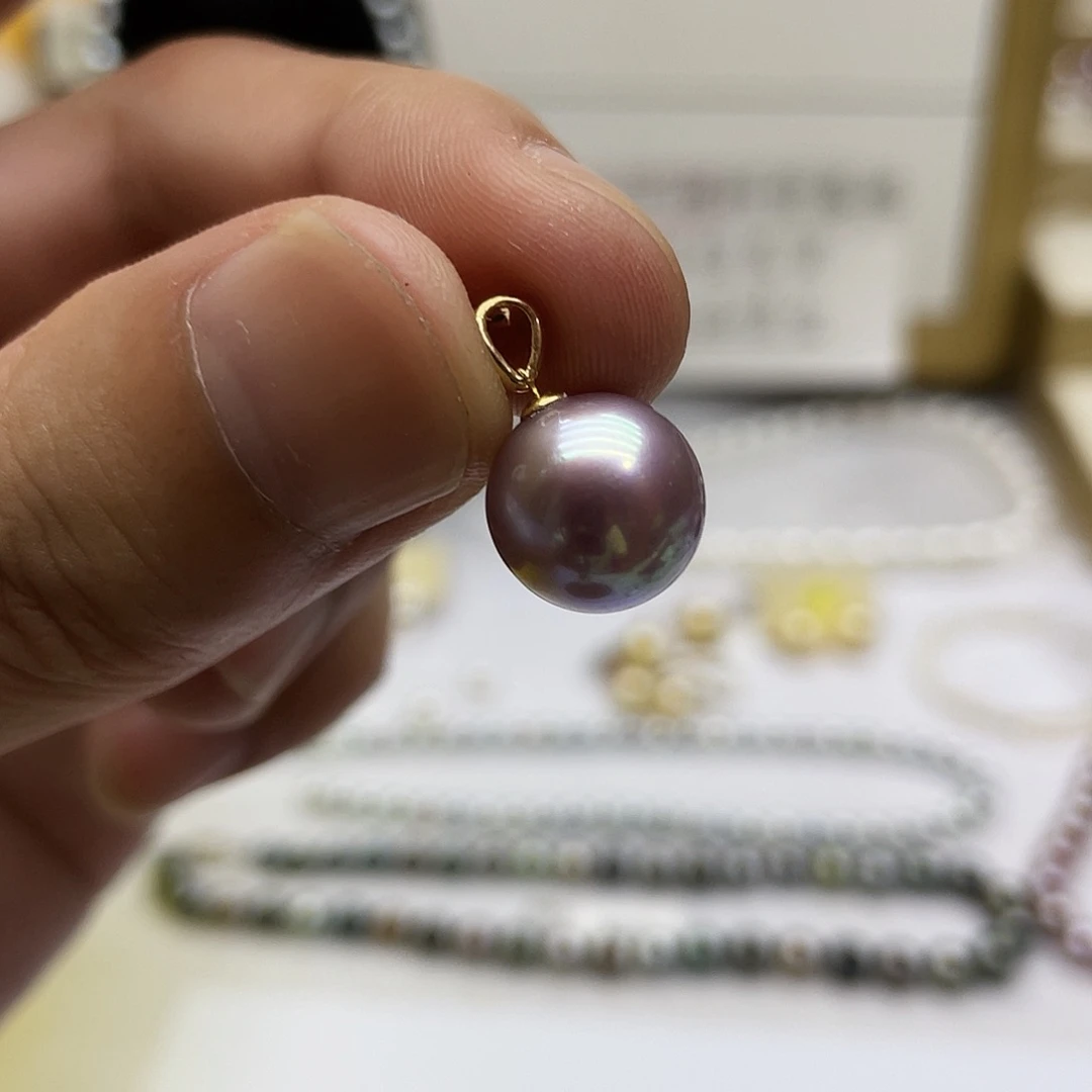 淡水珍珠18K金镶嵌颈饰