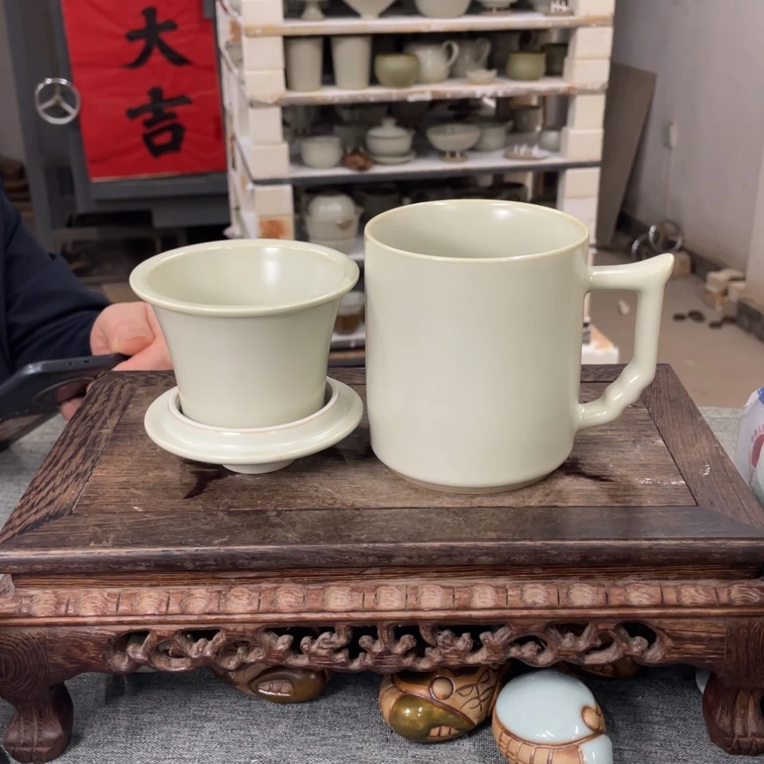 瓷片月白釉大义茶水分离杯