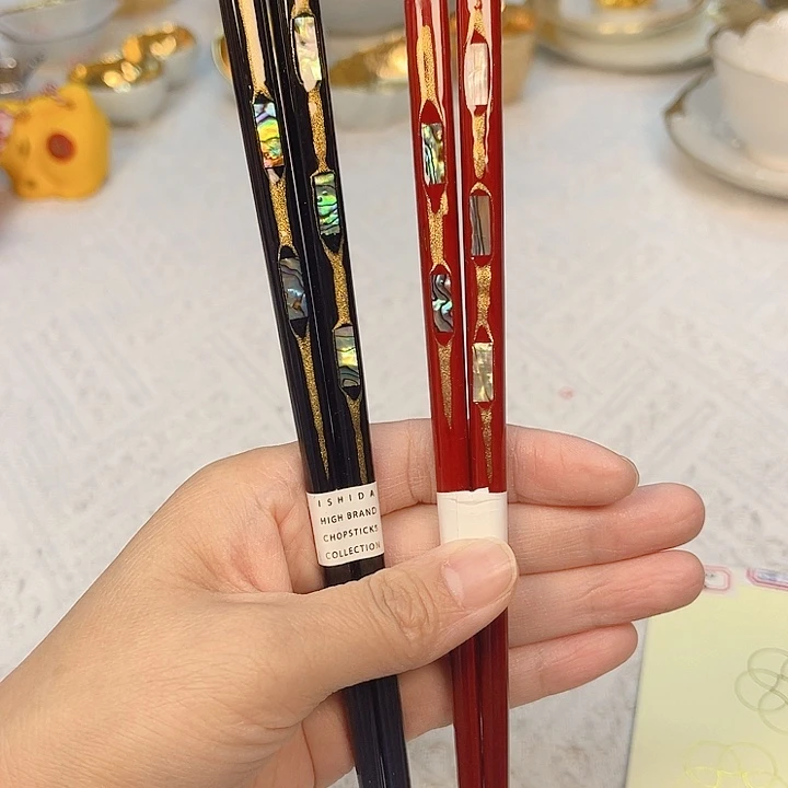 瓷片The first thing