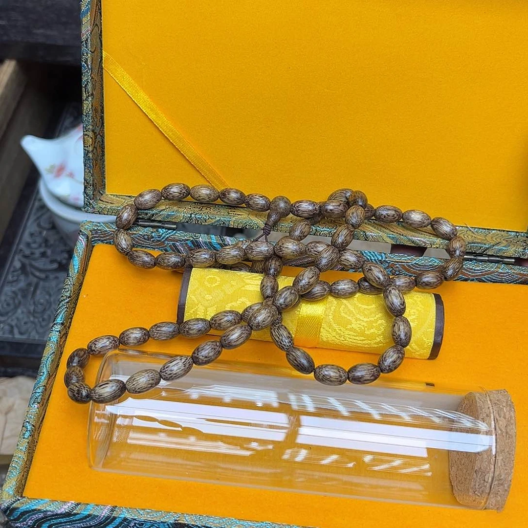 大叶紫檀（黑酸枝木类）