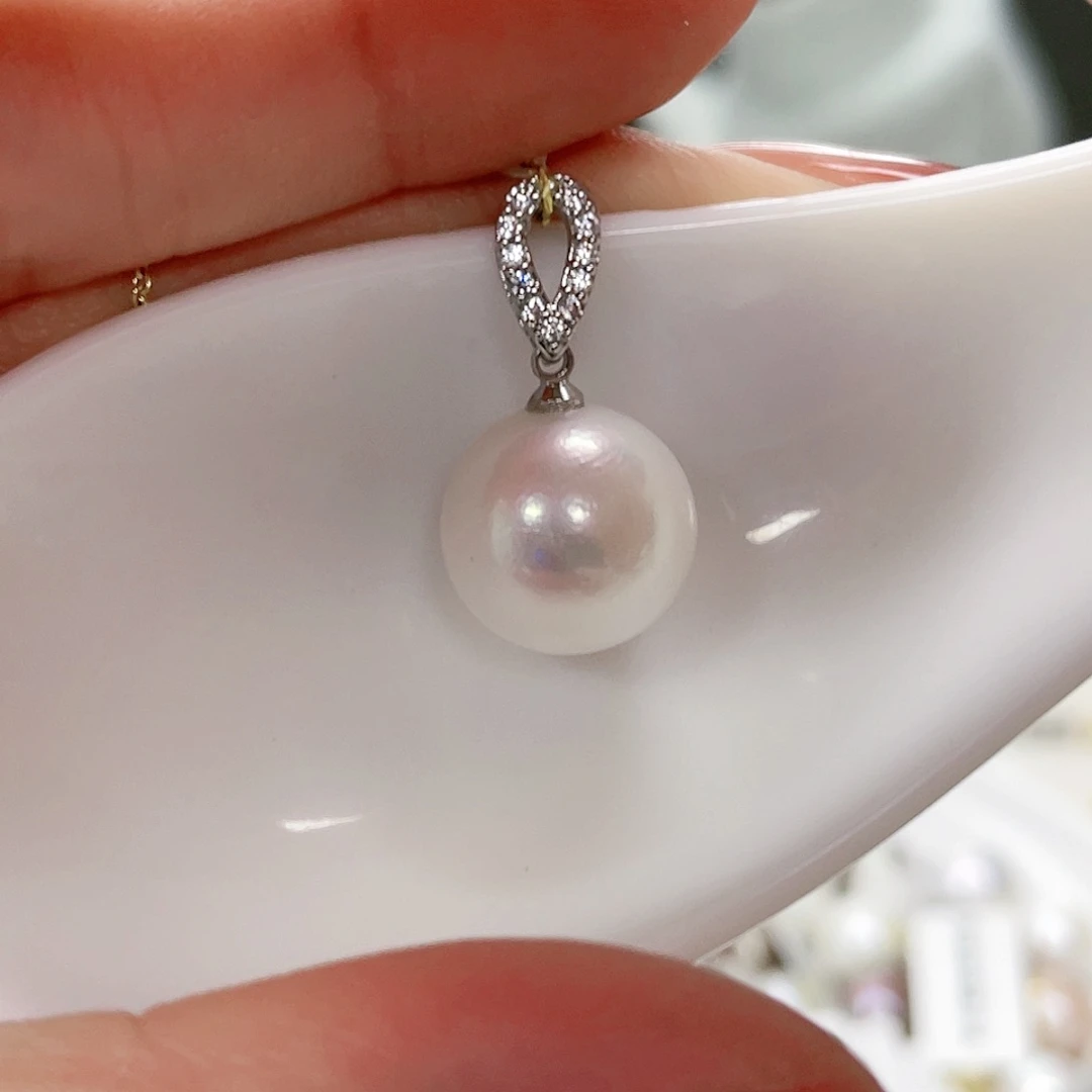 淡水珍珠吊坠(赠链)未镶嵌