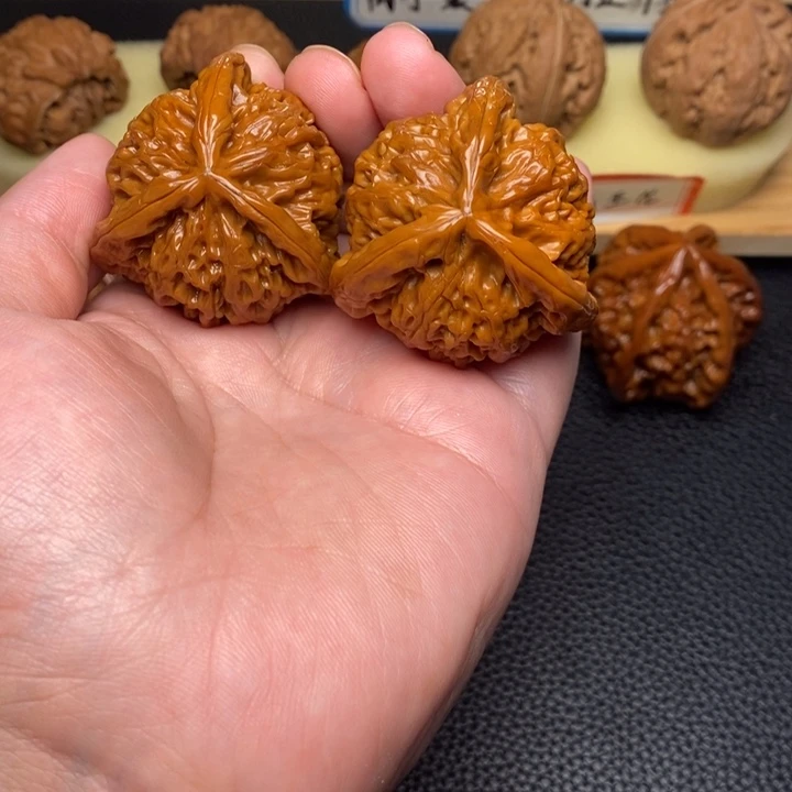 把件文玩核桃里*工艺三棱