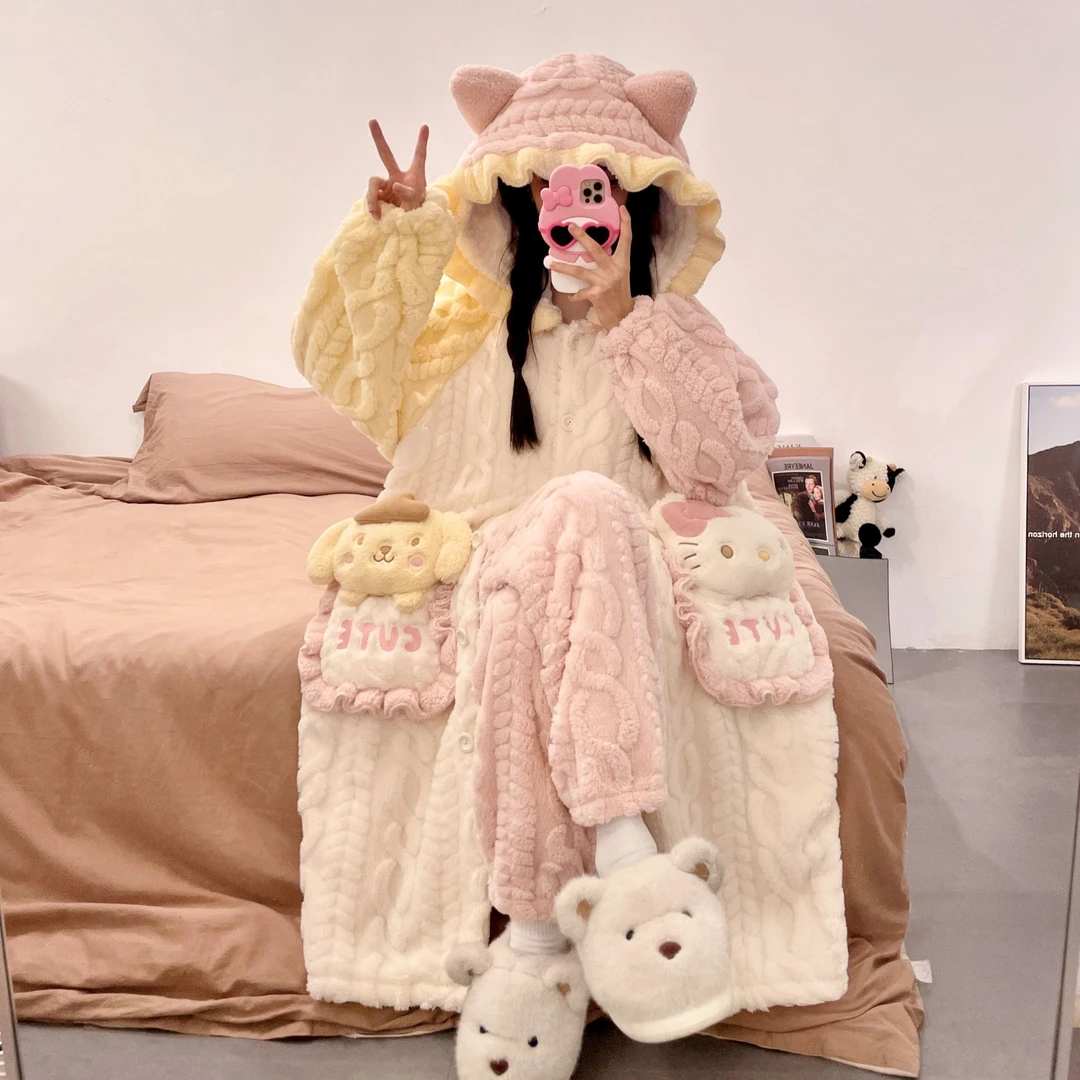 奥美诗嘉kitty睡袍女珊瑚绒秋冬2025新款加绒加厚睡衣保暖家居服