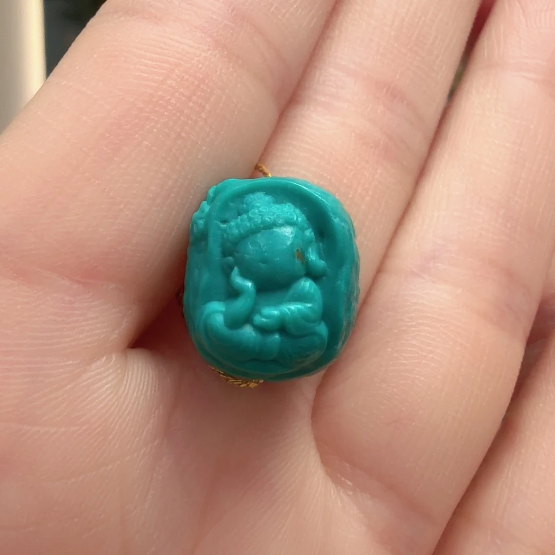 绿松石未镶嵌颈饰