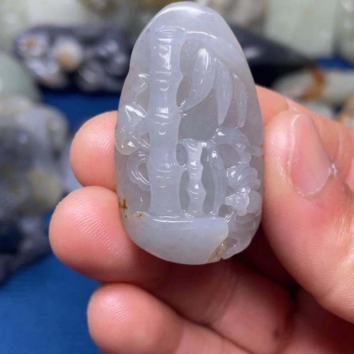 颈饰未镶嵌和田玉