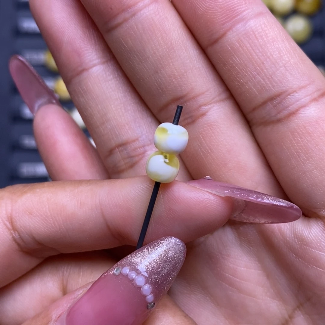 蜜蜡未镶嵌珠宝奇石金白妖花老型6.4*5.5mm