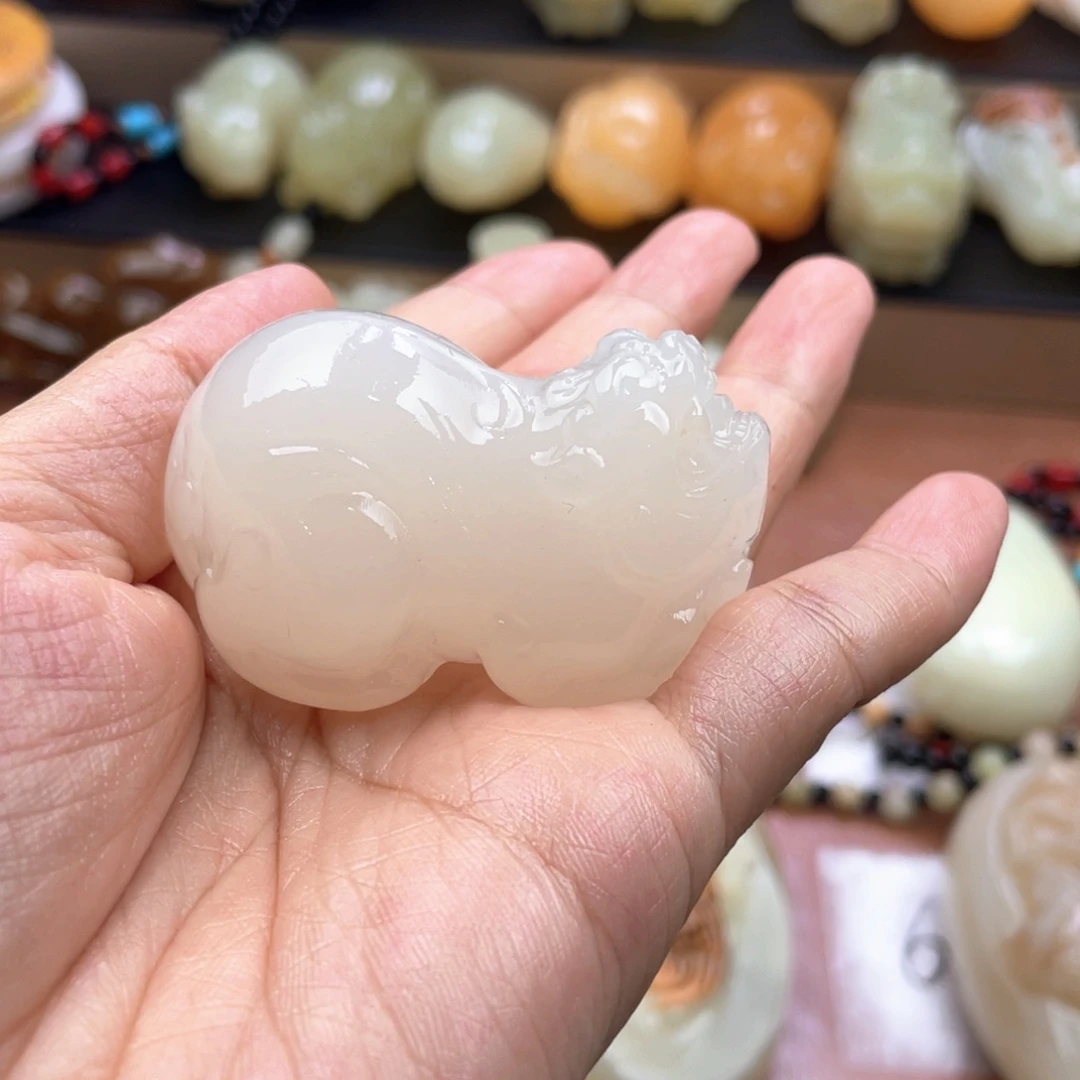 ****恋石材古青石手把件