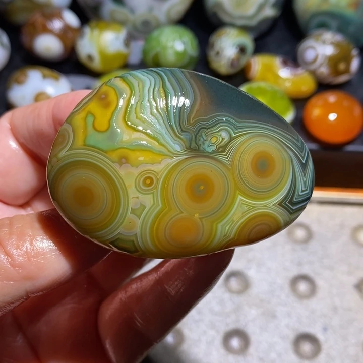 未镶嵌玛瑙/玉髓珠宝半成品75