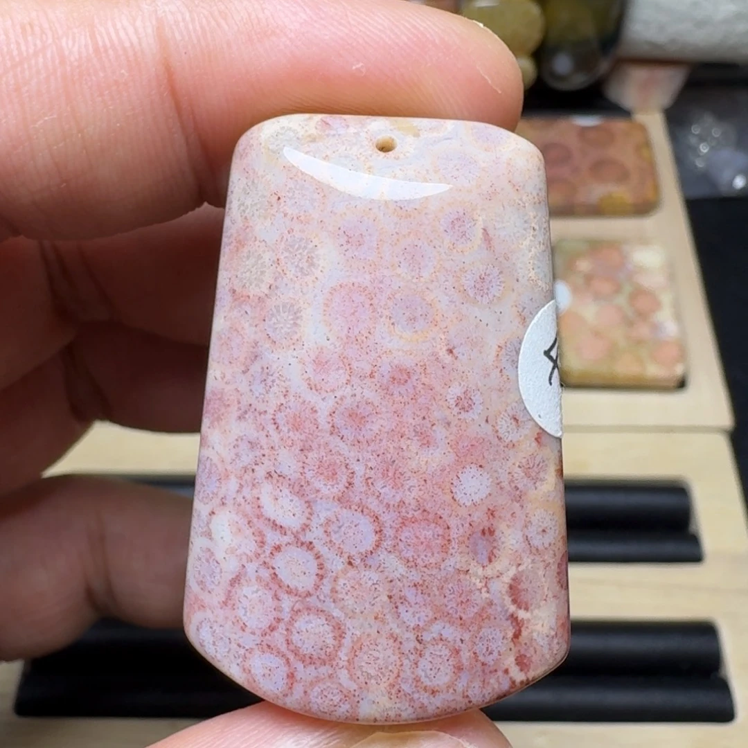 硅化玉未镶嵌纯天然色有机玉石保真色