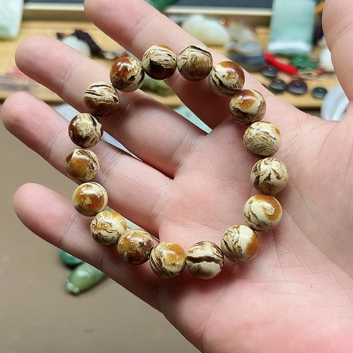 和田玉未镶嵌颈饰糖**華