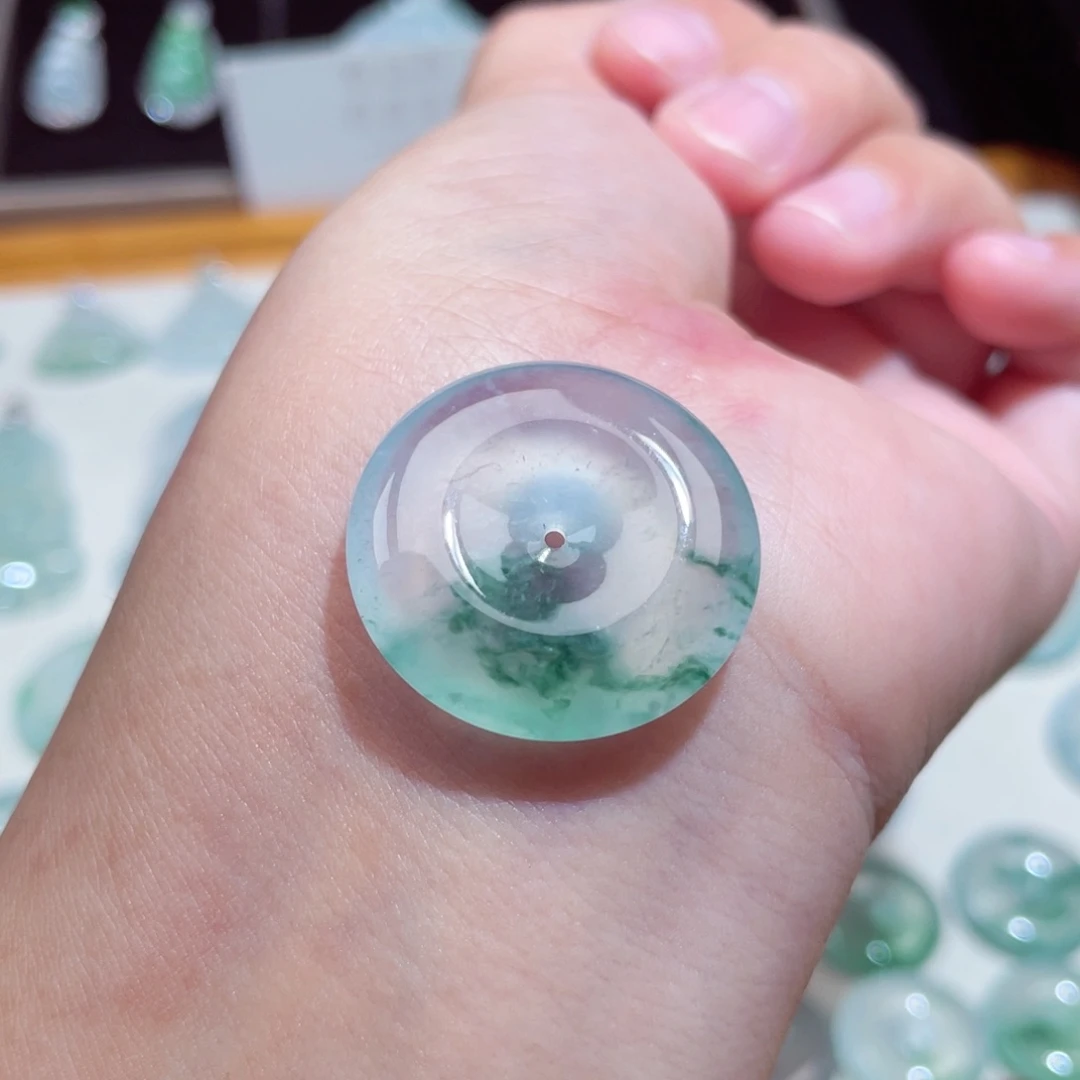 颈饰未镶嵌翡翠扣子