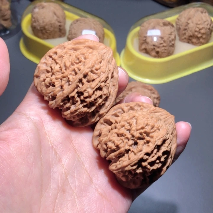 文玩核桃把件旺****角满天星43.5