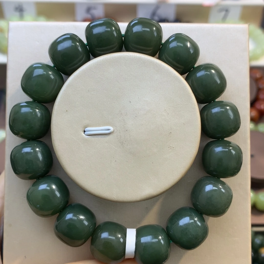 和田玉未镶嵌手串