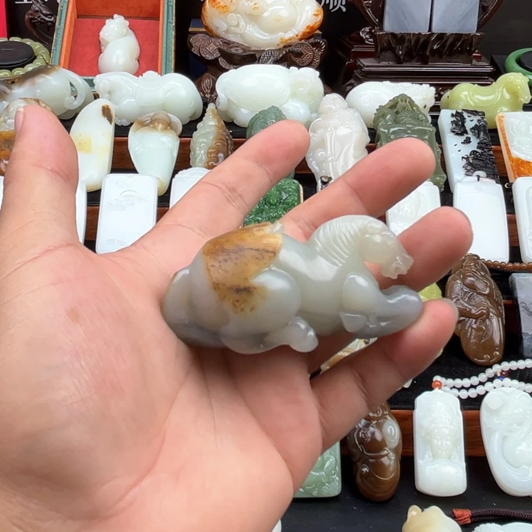 和田玉未镶嵌挂件