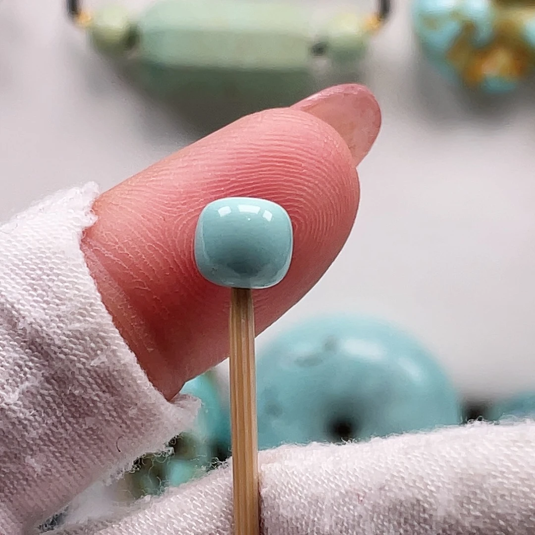 绿松石未镶嵌摆件